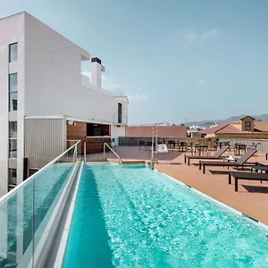 nh-malaga.hotelsinnerja.org/